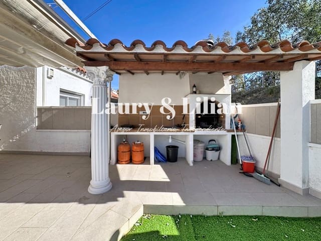 3 soveværelse Rækkehus til salg i Empuriabrava, Castelló d'Empúries med swimmingpool - € 289.000 (Ref: 10115609)