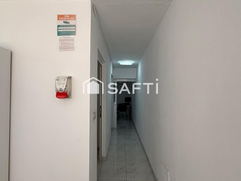 Komercyjne na sprzedaż w Puerto del Carmen - 340 000 € (Ref: 10115611)