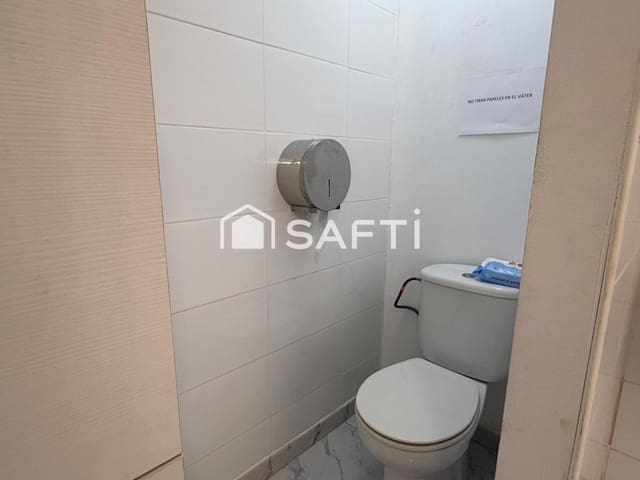 Commercieel te koop in Puerto del Carmen, Tías - € 340.000 (Ref: 10115611)
