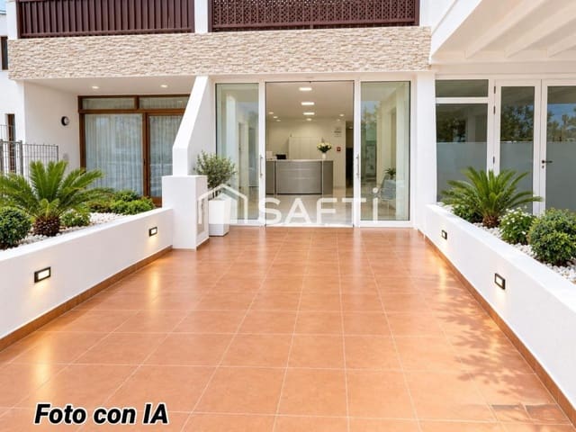 Commercieel te koop in Puerto del Carmen, Tías - € 340.000 (Ref: 10115611)