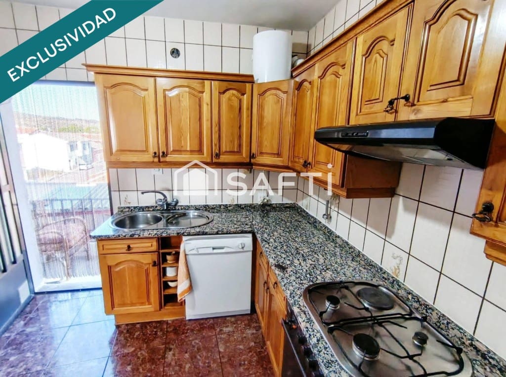 4 bedroom Apartment for sale in Navahermosa with garage - € 125,000 (Ref: 10115612)