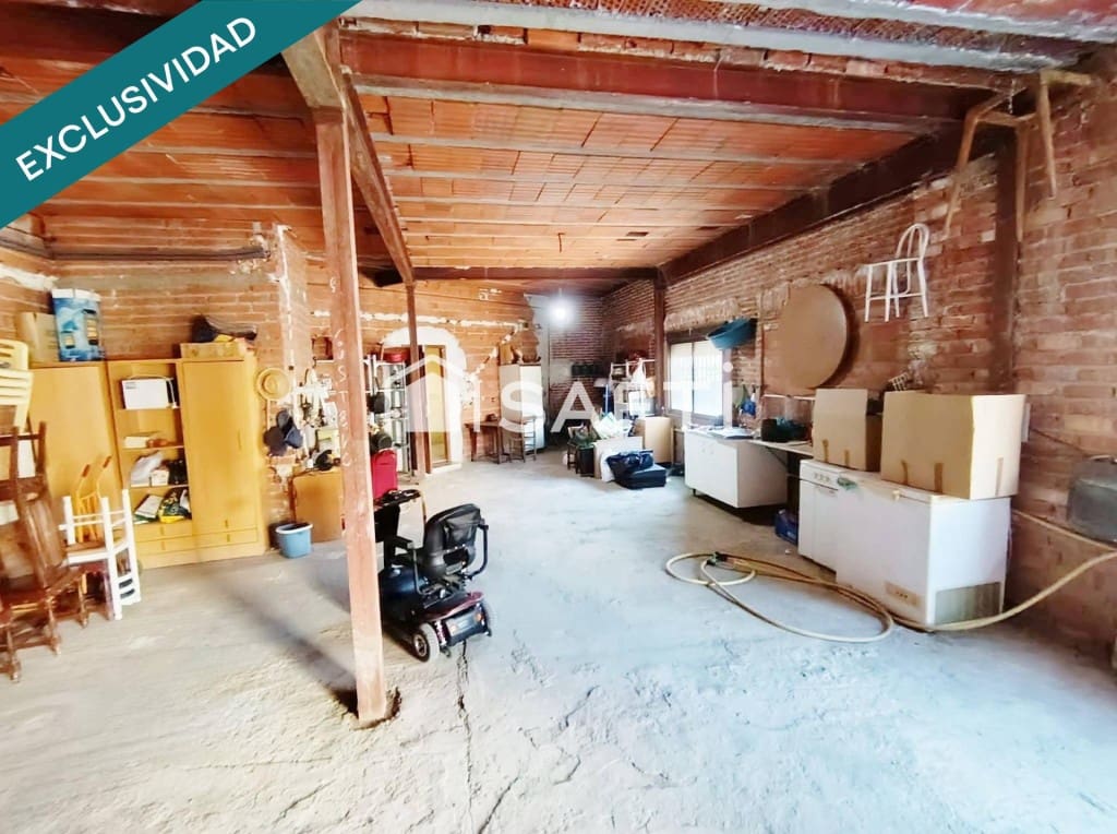 4 bedroom Apartment for sale in Navahermosa with garage - € 125,000 (Ref: 10115612)