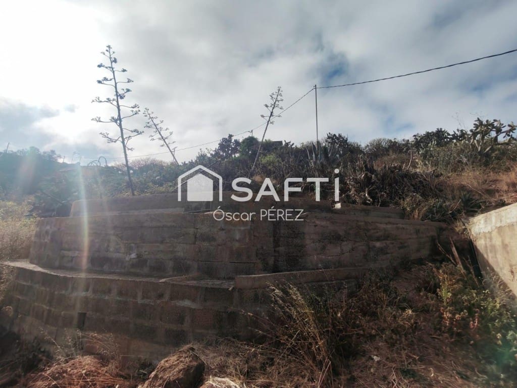 3 bedroom Finca/Country House for sale in Santa Maria de Guia de Gran Canaria - € 280,000 (Ref: 10115614)