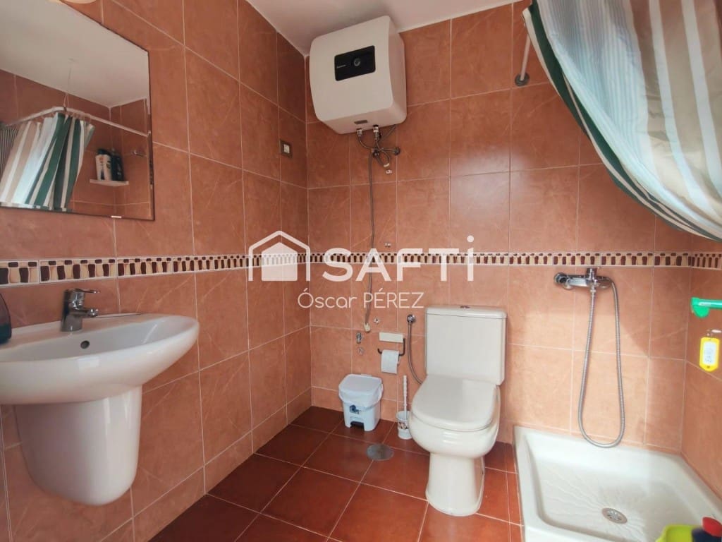 3 bedroom Finca/Country House for sale in Santa Maria de Guia de Gran Canaria - € 280,000 (Ref: 10115614)