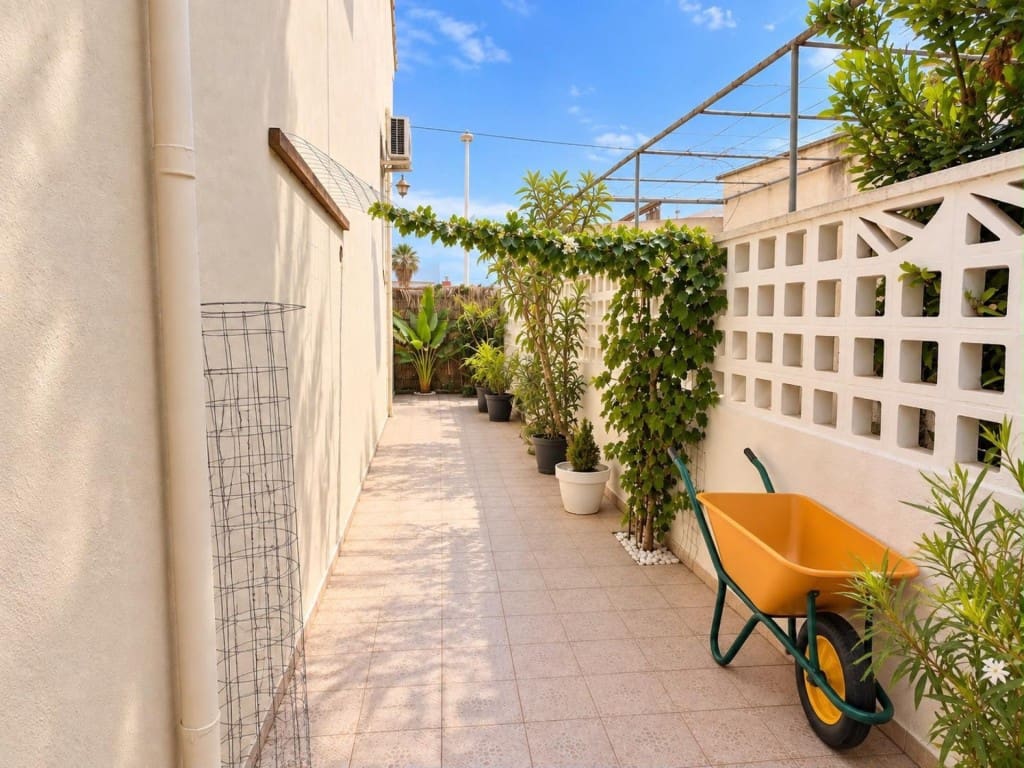 3 makuuhuone Huvila myytävänä paikassa Gandia - 415 000 € (Ref: 10115616)