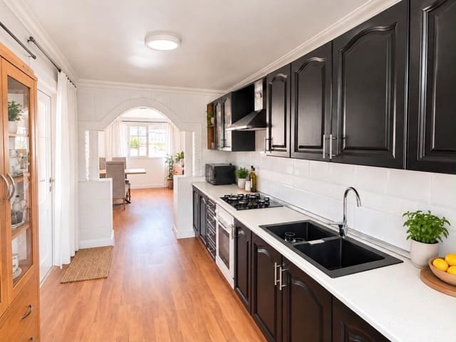 3 makuuhuone Huvila myytävänä paikassa Gandia - 415 000 € (Ref: 10115616)