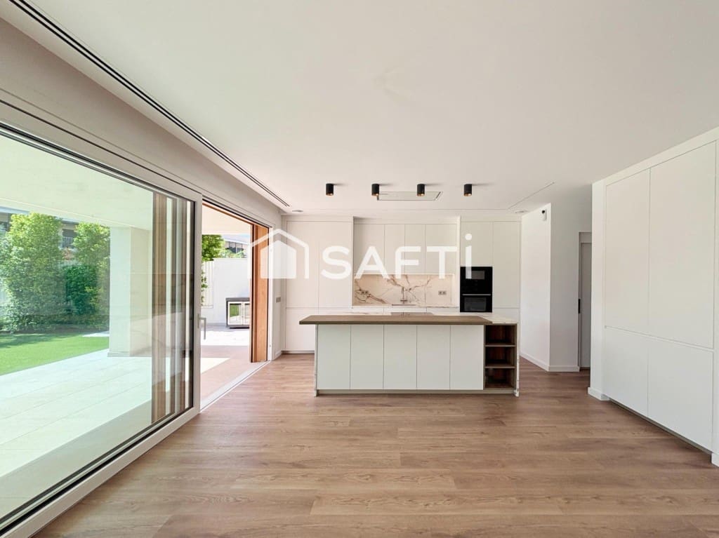 Chalet de 5 habitaciones en Sitges en venta con piscina garaje - 2.550.000 € (Ref: 10115617)