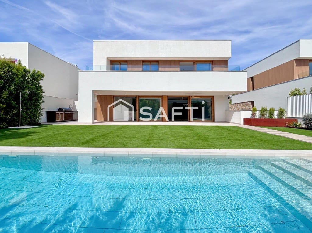 Chalet de 5 habitaciones en Sitges en venta con piscina garaje - 2.550.000 € (Ref: 10115617)