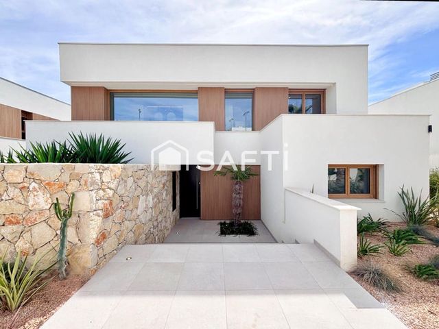 Chalet de 5 habitaciones en Sitges en venta con piscina garaje - 2.550.000 € (Ref: 10115617)