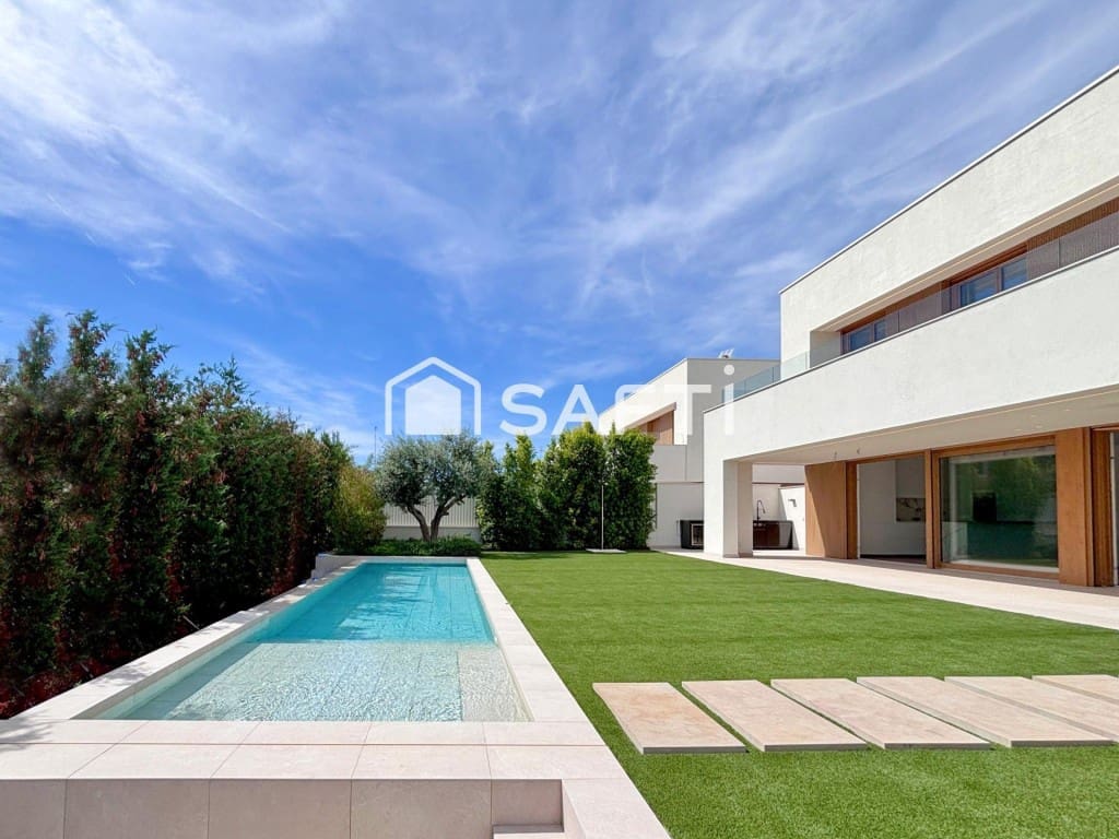 Chalet de 5 habitaciones en Sitges en venta con piscina garaje - 2.550.000 € (Ref: 10115617)