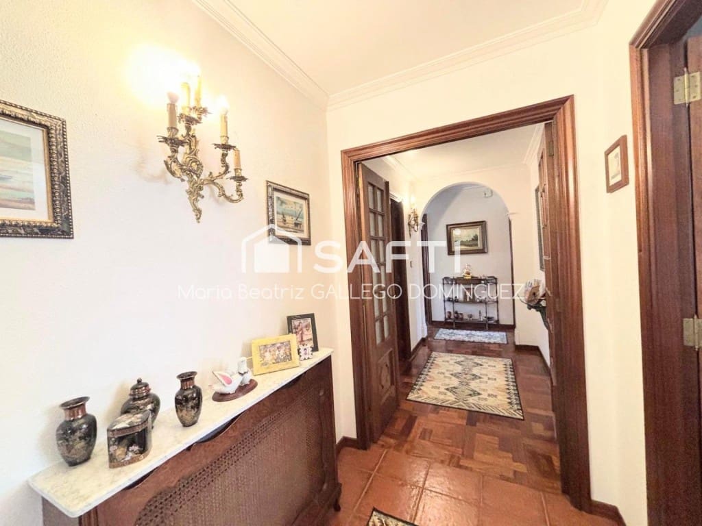 4 Zimmer Villa zu verkaufen in Moana mit Pool Garage - 750.000 € (Ref: 10119688)