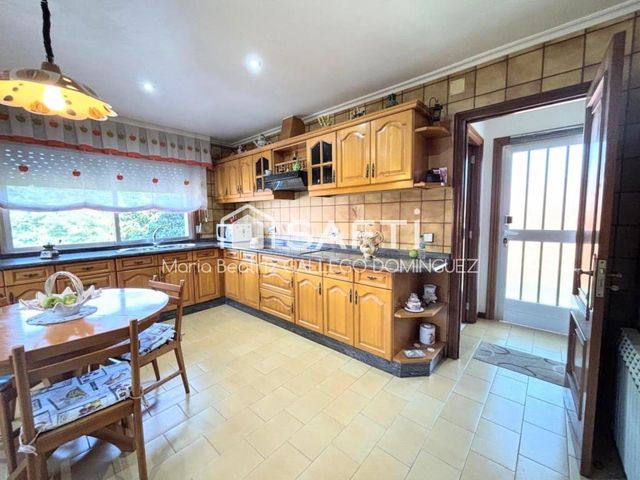 4 Zimmer Villa zu verkaufen in Moaña mit Pool Garage - 750.000 € (Ref: 10119688)