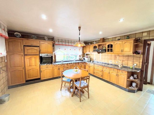 4 Zimmer Villa zu verkaufen in Moaña mit Pool Garage - 750.000 € (Ref: 10119688)