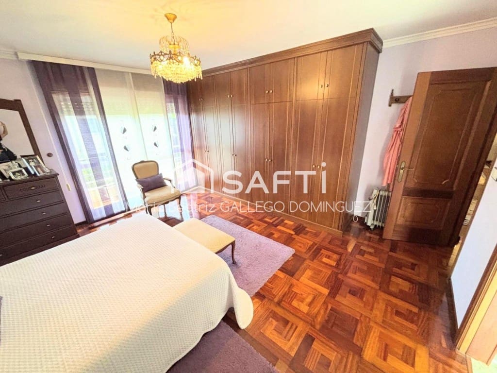 4 Zimmer Villa zu verkaufen in Moana mit Pool Garage - 750.000 € (Ref: 10119688)
