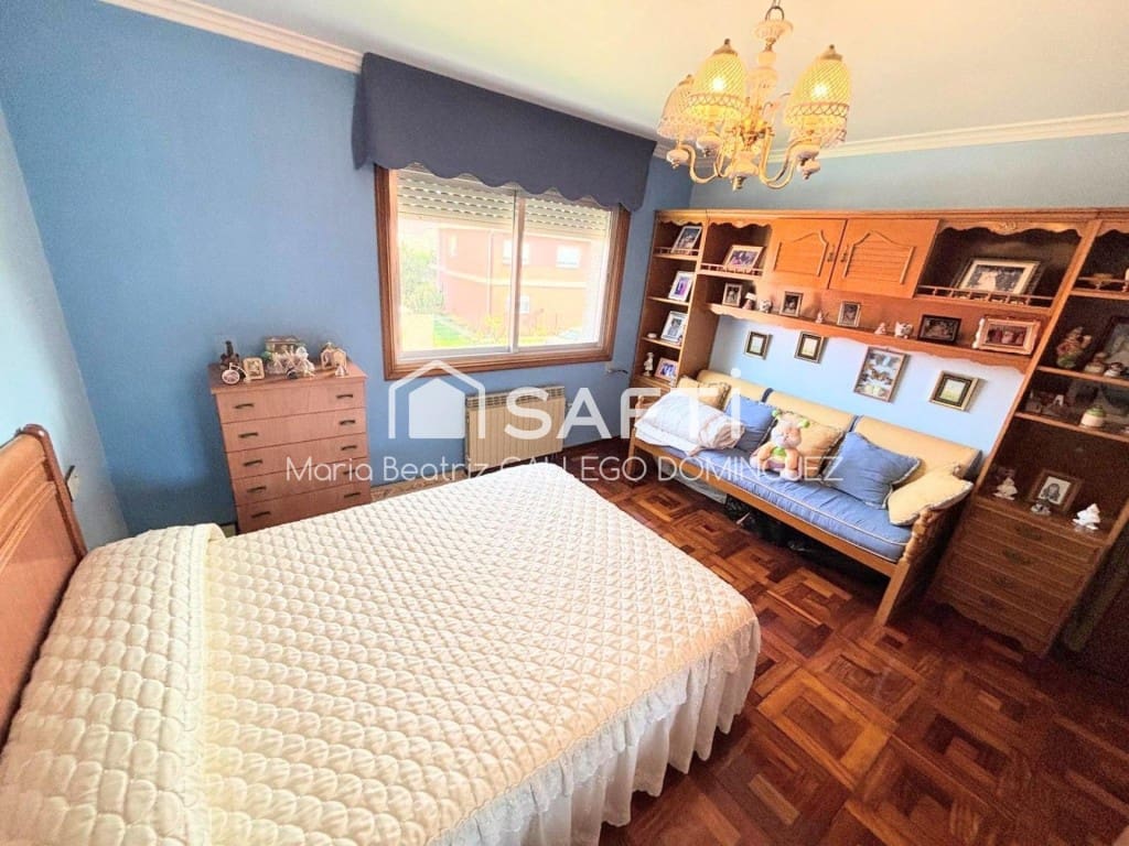 4 Zimmer Villa zu verkaufen in Moana mit Pool Garage - 750.000 € (Ref: 10119688)