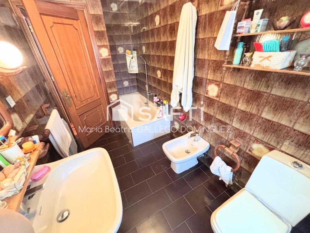 4 Zimmer Villa zu verkaufen in Moana mit Pool Garage - 750.000 € (Ref: 10119688)