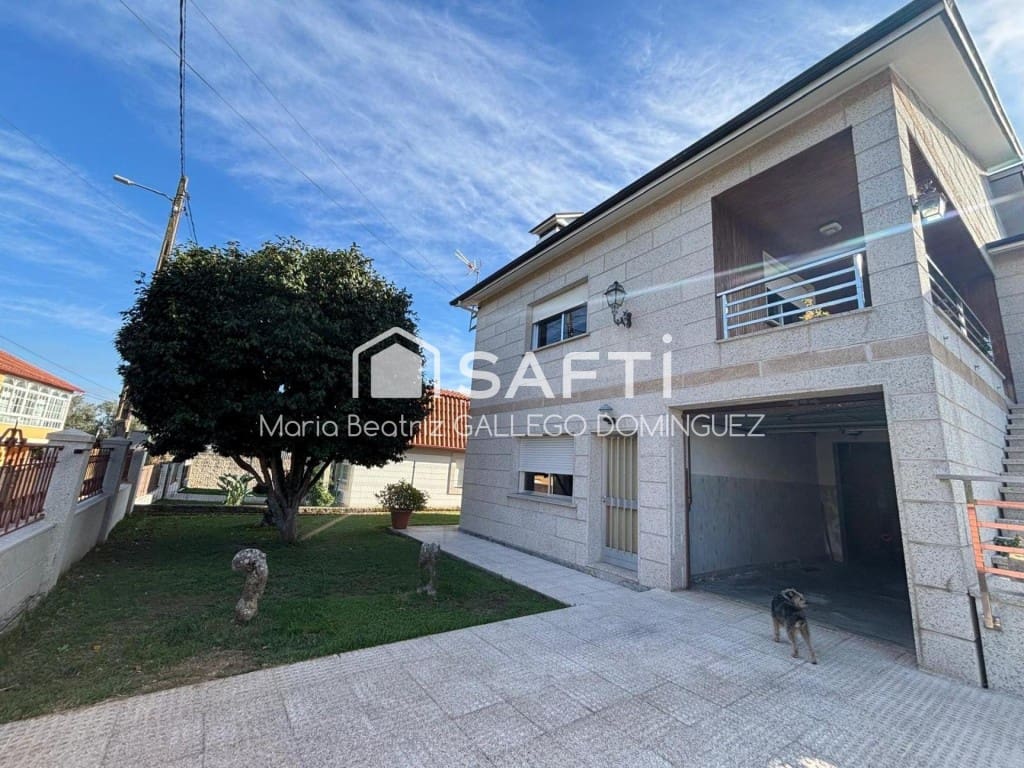 4 Zimmer Villa zu verkaufen in Moana mit Pool Garage - 750.000 € (Ref: 10119688)