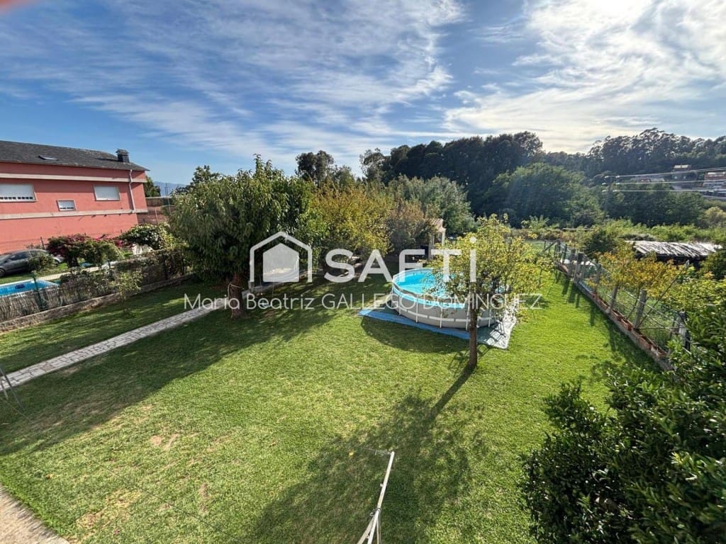 4 Zimmer Villa zu verkaufen in Moana mit Pool Garage - 750.000 € (Ref: 10119688)