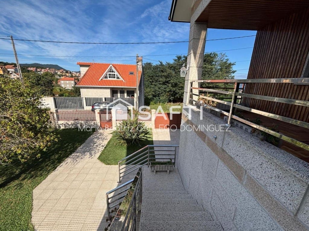 4 Zimmer Villa zu verkaufen in Moana mit Pool Garage - 750.000 € (Ref: 10119688)