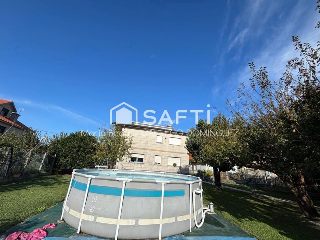 4 Zimmer Villa zu verkaufen in Moana mit Pool Garage - 750.000 € (Ref: 10119688)