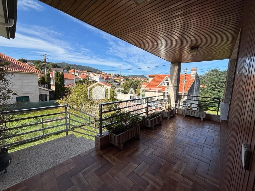 4 Zimmer Villa zu verkaufen in Moana mit Pool Garage - 750.000 € (Ref: 10119688)