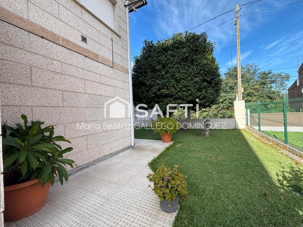 4 Zimmer Villa zu verkaufen in Moana mit Pool Garage - 750.000 € (Ref: 10119688)