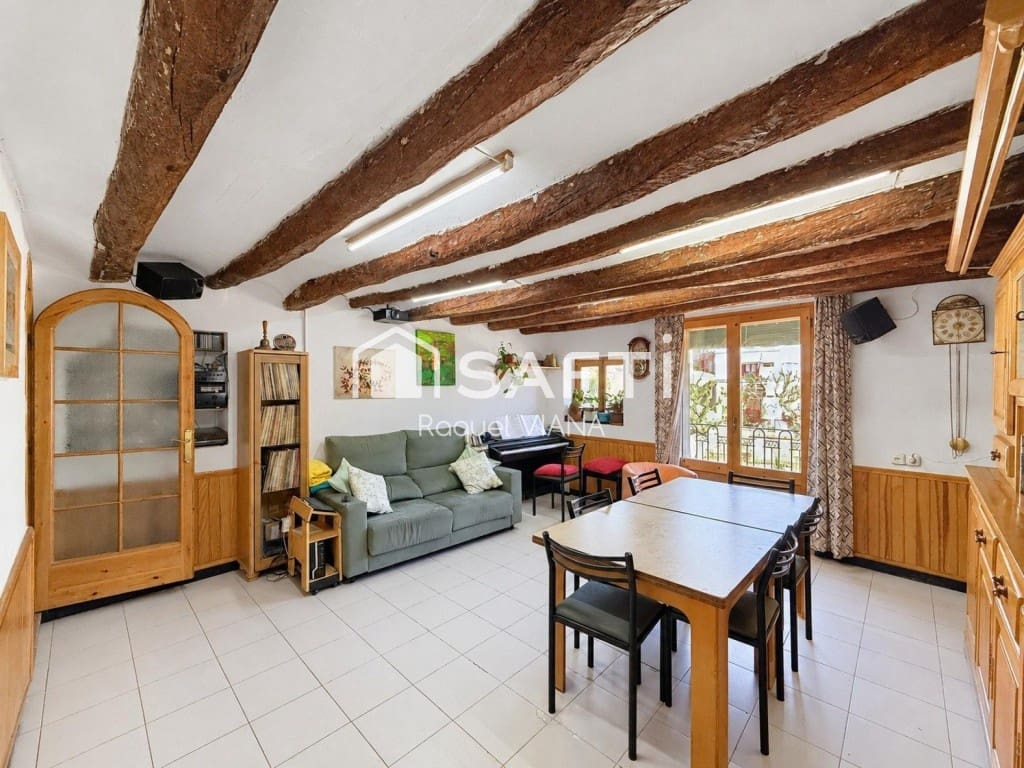 7 soveværelse Rækkehus til salg i Piera - € 220.000 (Ref: 10119696)