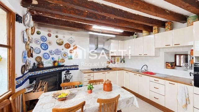 7 soveværelse Rækkehus til salg i Piera - € 220.000 (Ref: 10119696)