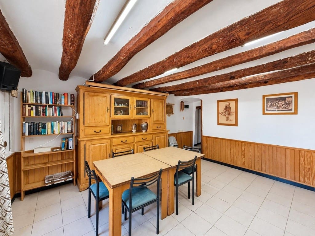 7 soveværelse Rækkehus til salg i Piera - € 220.000 (Ref: 10119696)
