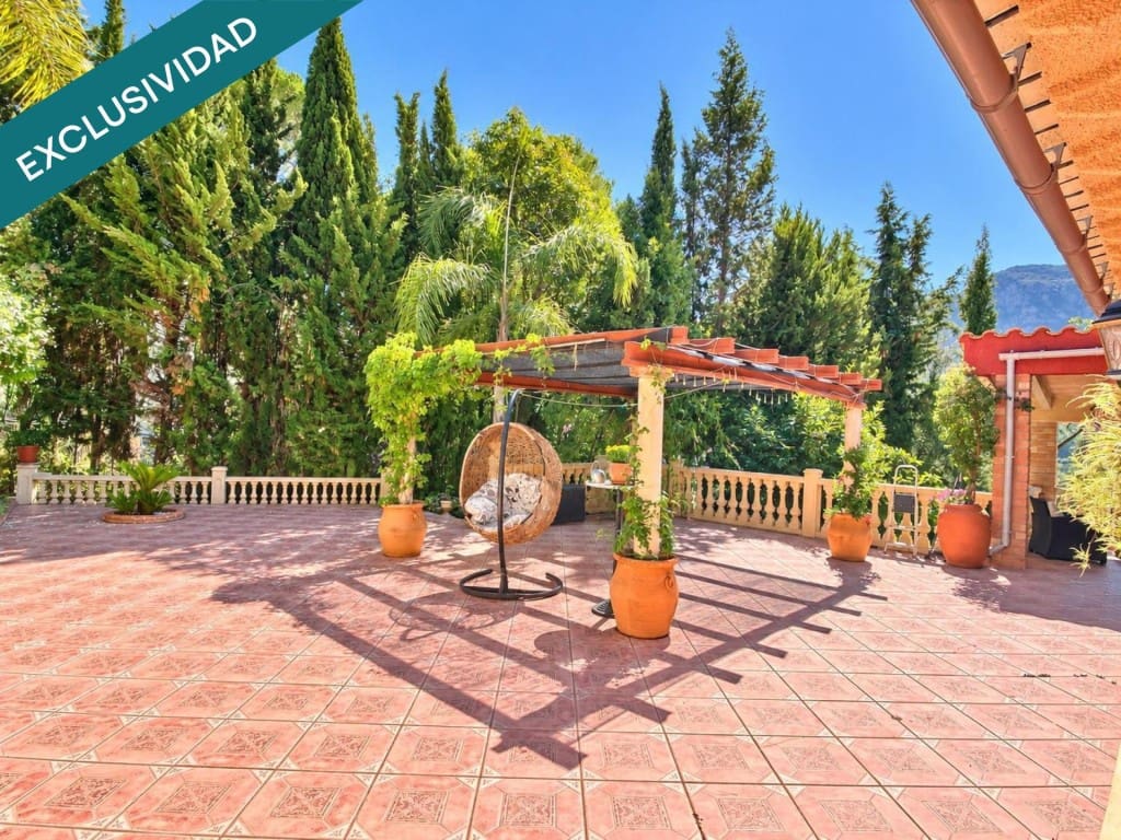 3 Zimmer Villa zu verkaufen in Barx mit Pool Garage - 398.000 € (Ref: 10119698)