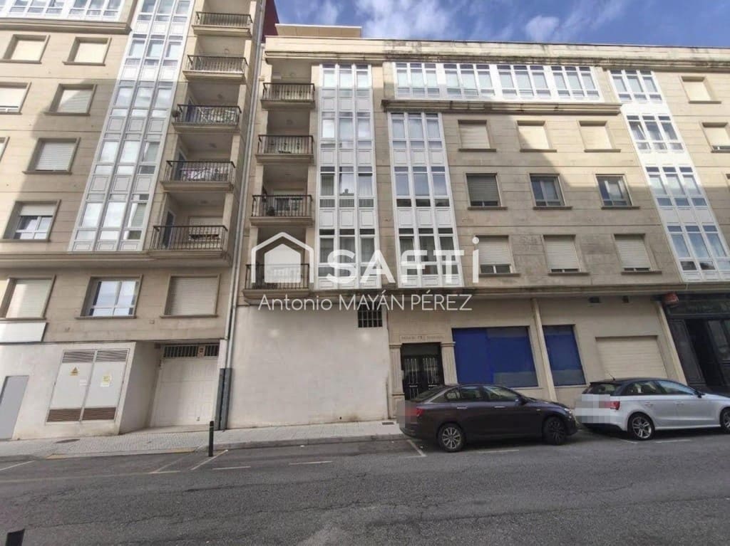Commercial for sale in Boiro - € 115,000 (Ref: 10124271)