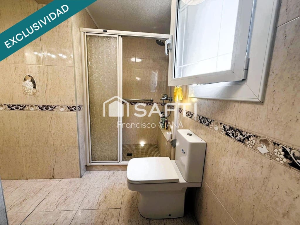 6 Zimmer Villa zu verkaufen in Pineda de Mar mit Garage - 416.000 € (Ref: 10129046)