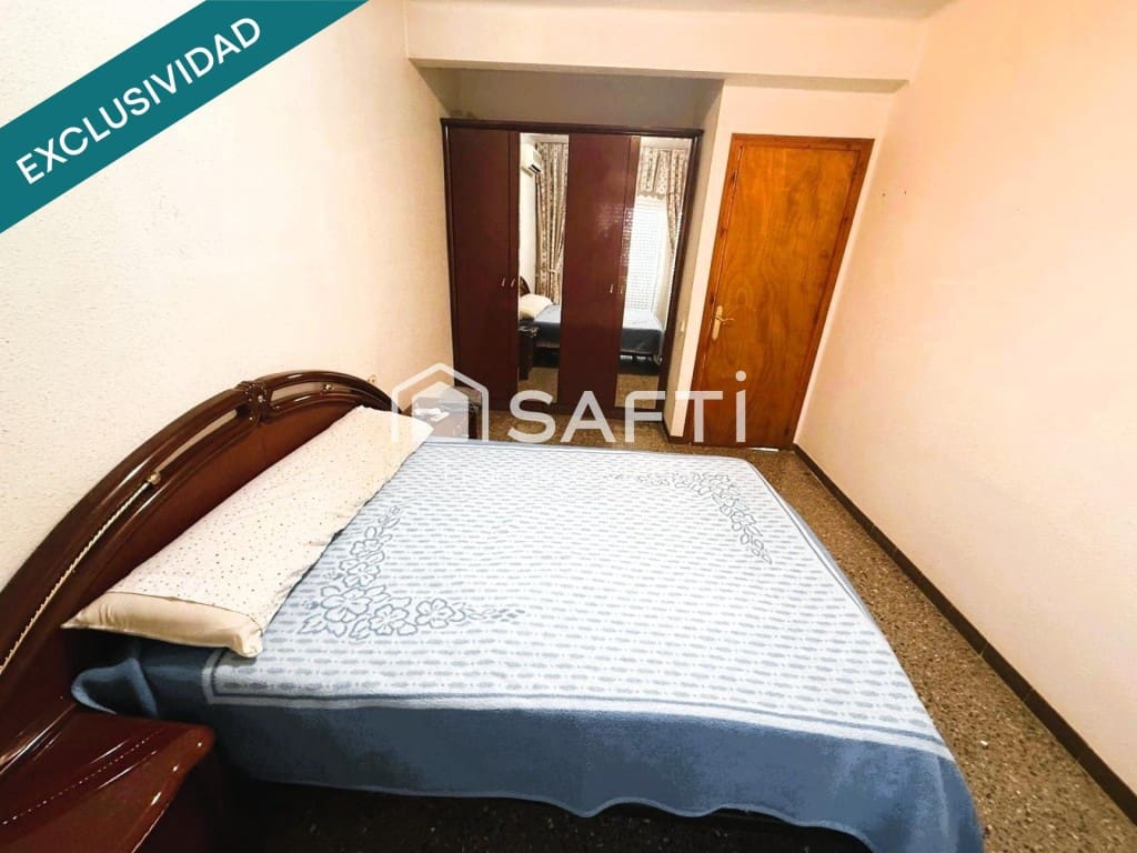 6 Zimmer Villa zu verkaufen in Pineda de Mar mit Garage - 416.000 € (Ref: 10129046)