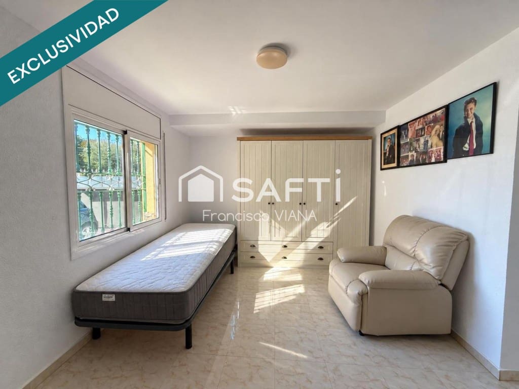 6 Zimmer Villa zu verkaufen in Pineda de Mar mit Garage - 416.000 € (Ref: 10129046)