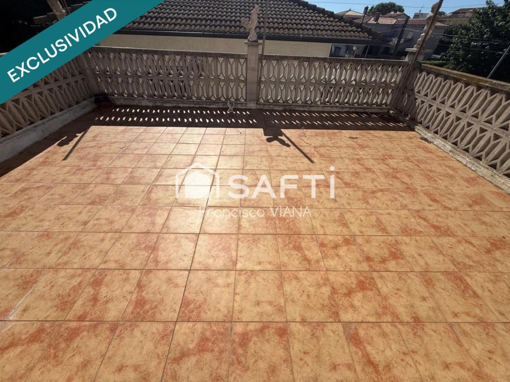 6 Zimmer Villa zu verkaufen in Pineda de Mar mit Garage - 416.000 € (Ref: 10129046)