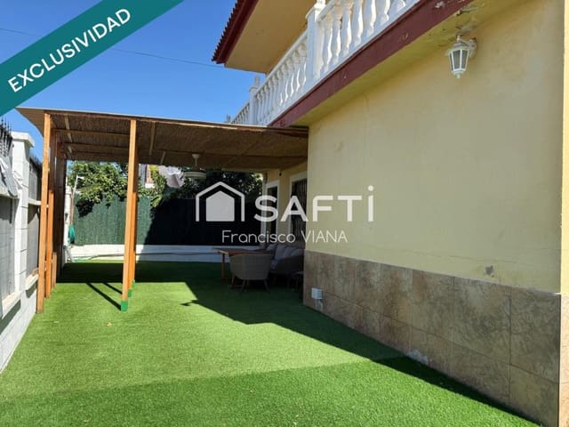 6 Zimmer Villa zu verkaufen in Pineda de Mar mit Garage - 416.000 € (Ref: 10129046)