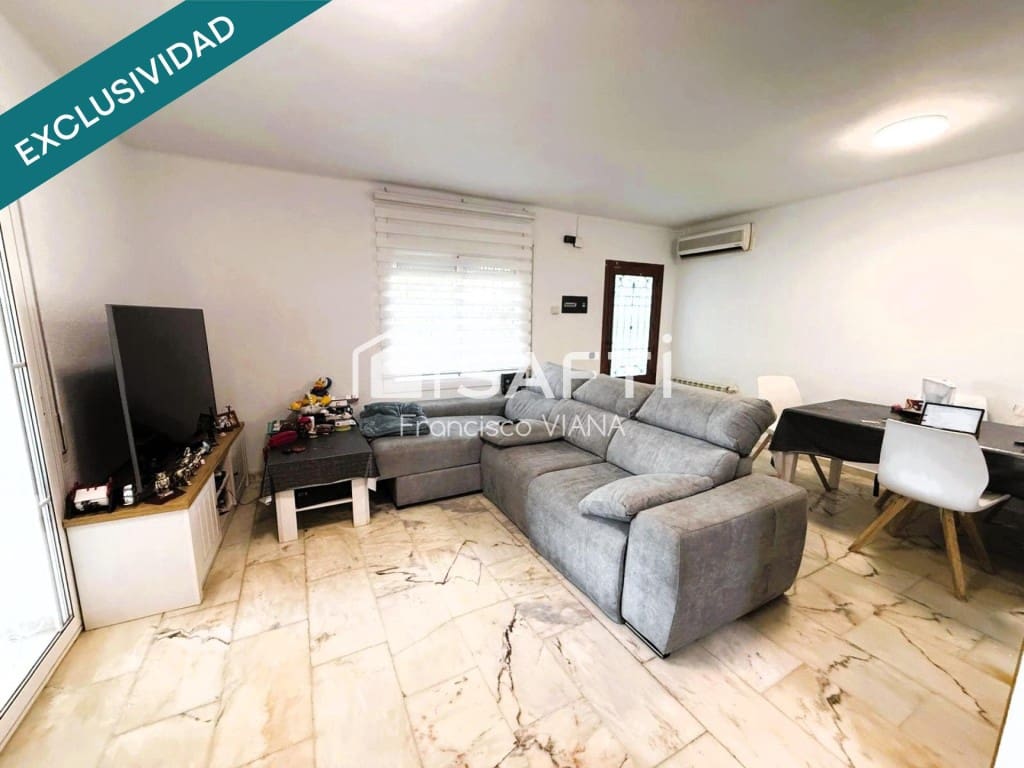 6 Zimmer Villa zu verkaufen in Pineda de Mar mit Garage - 416.000 € (Ref: 10129046)