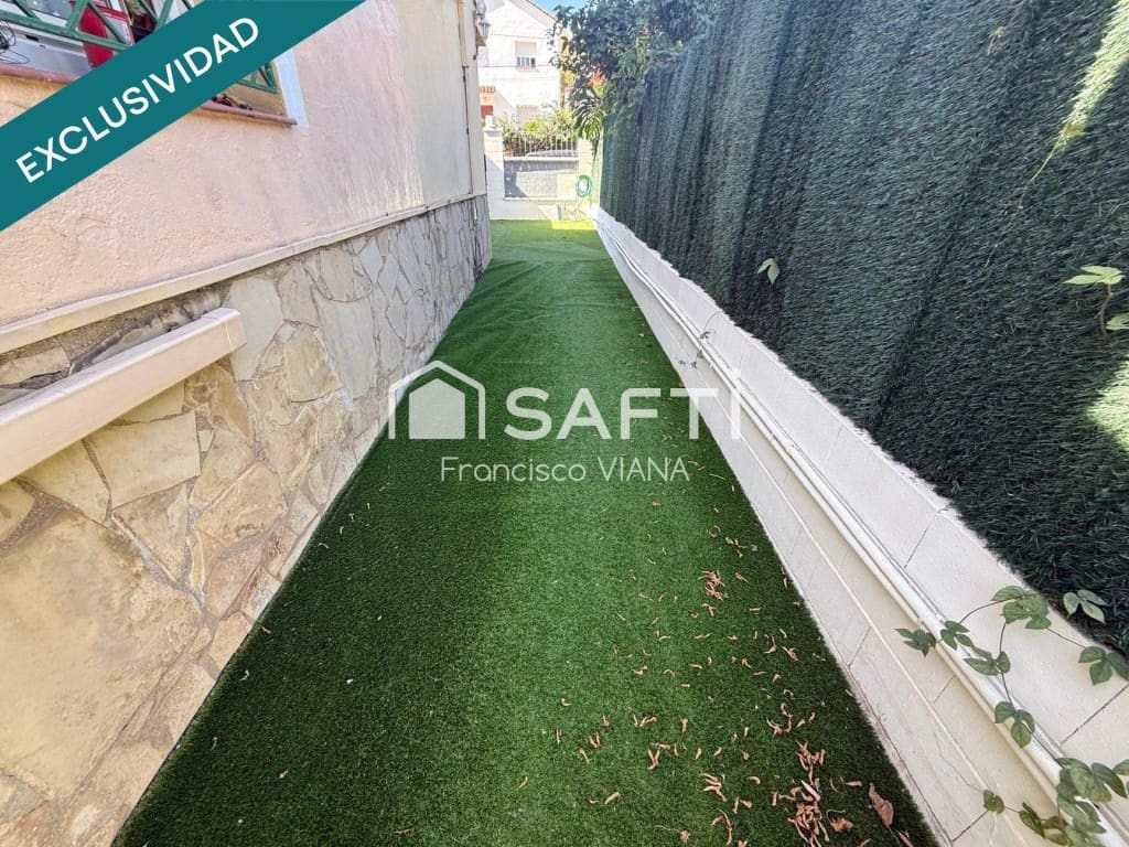 6 Zimmer Villa zu verkaufen in Pineda de Mar mit Garage - 416.000 € (Ref: 10129046)
