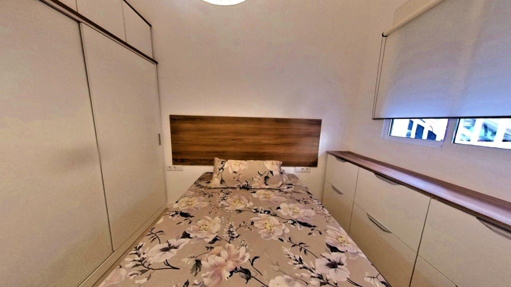 1 bedroom Loft for sale in Alicante / Alacant city - € 149,000 (Ref: 10131408)
