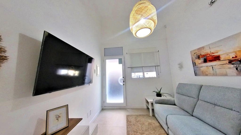 1 bedroom Loft for sale in Alicante / Alacant city - € 149,000 (Ref: 10131408)
