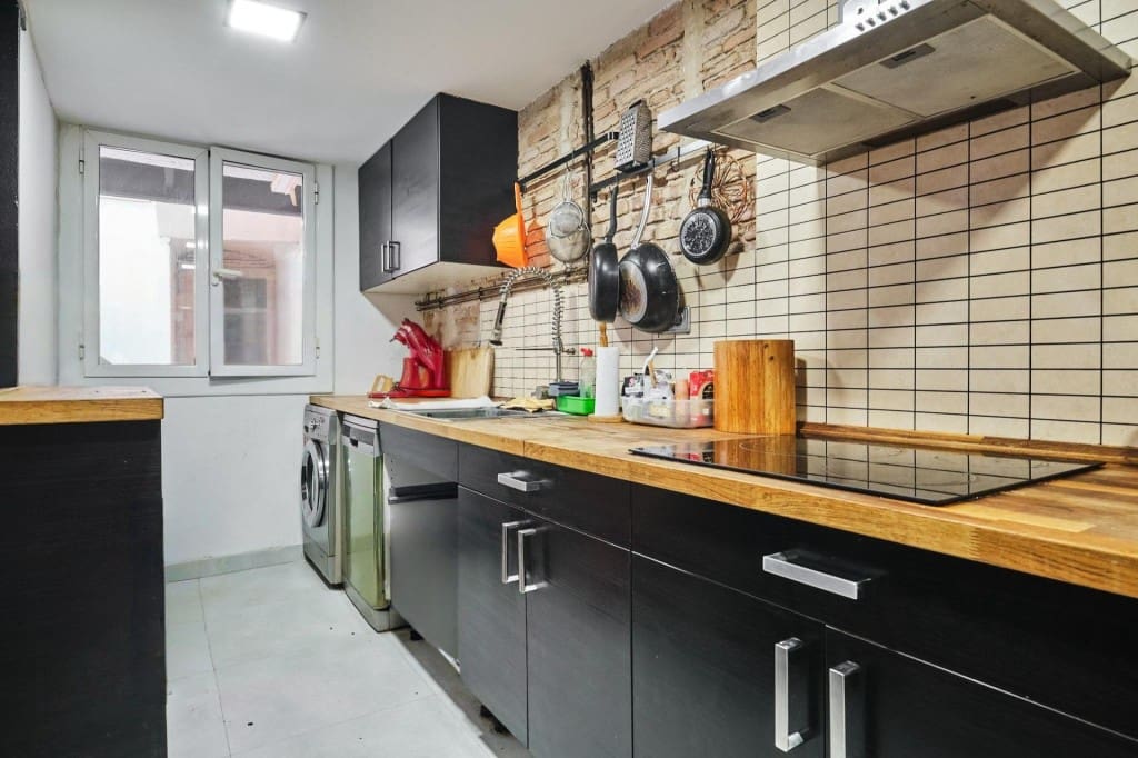 Apartamento de 3 habitaciones en Barcelona ciudad en venta - 350.000 € (Ref: 10131409)