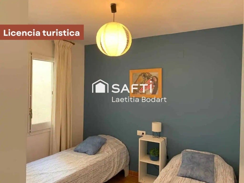 2 bedroom Apartment for sale in Empuriabrava - € 303,000 (Ref: 10131411)
