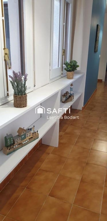 2 bedroom Apartment for sale in Empuriabrava - € 303,000 (Ref: 10131411)