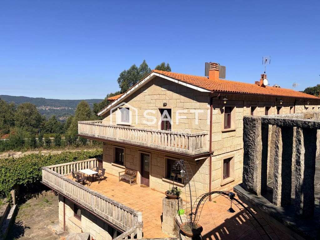 Bureau à vendre à Cotobade avec garage - 795 000 € (Ref: 10131413)