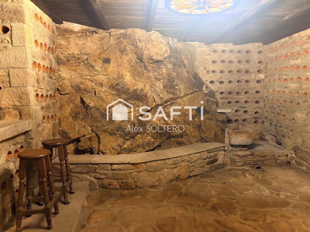 Bureau à vendre à Cotobade avec garage - 795 000 € (Ref: 10131413)