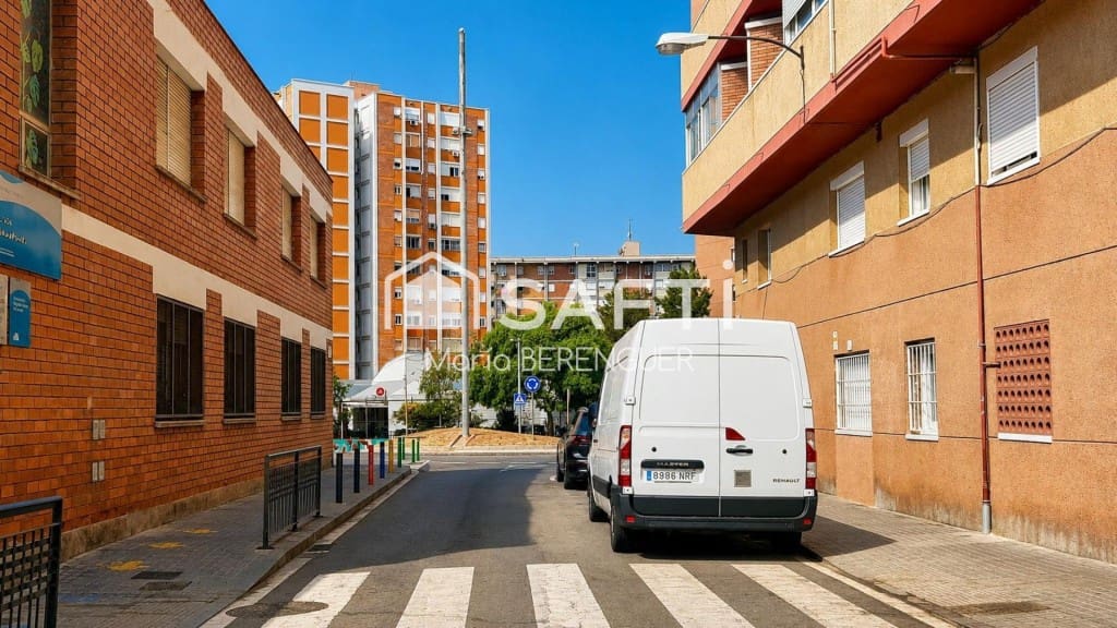 Estúdio para venda em L'Hospitalet de Llobregat - 145 500 € (Ref: 10131417)