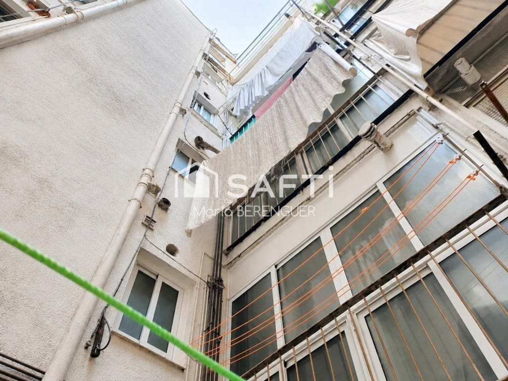 Estúdio para venda em L'Hospitalet de Llobregat - 145 500 € (Ref: 10131417)