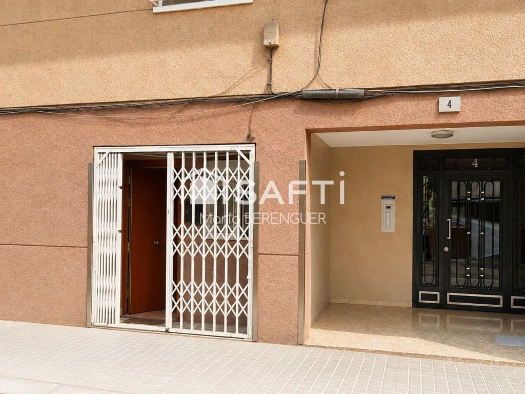 Estúdio para venda em L'Hospitalet de Llobregat - 145 500 € (Ref: 10131417)