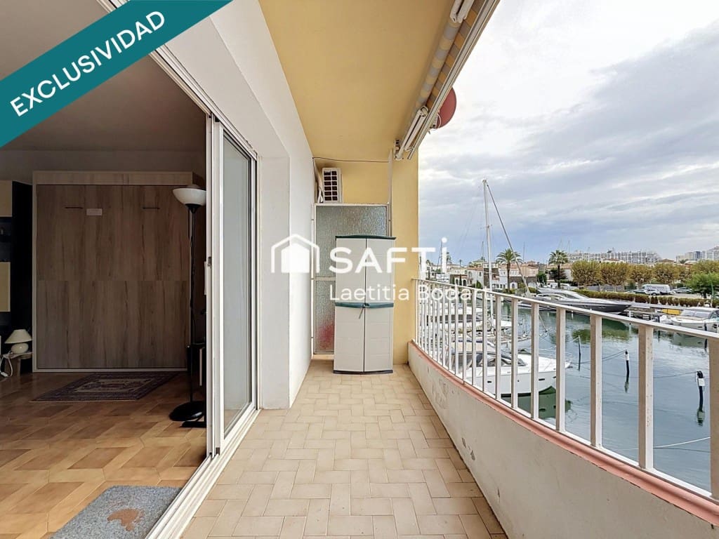 Estudio en Empuriabrava en venta con garaje - 195.000 € (Ref: 10135940)