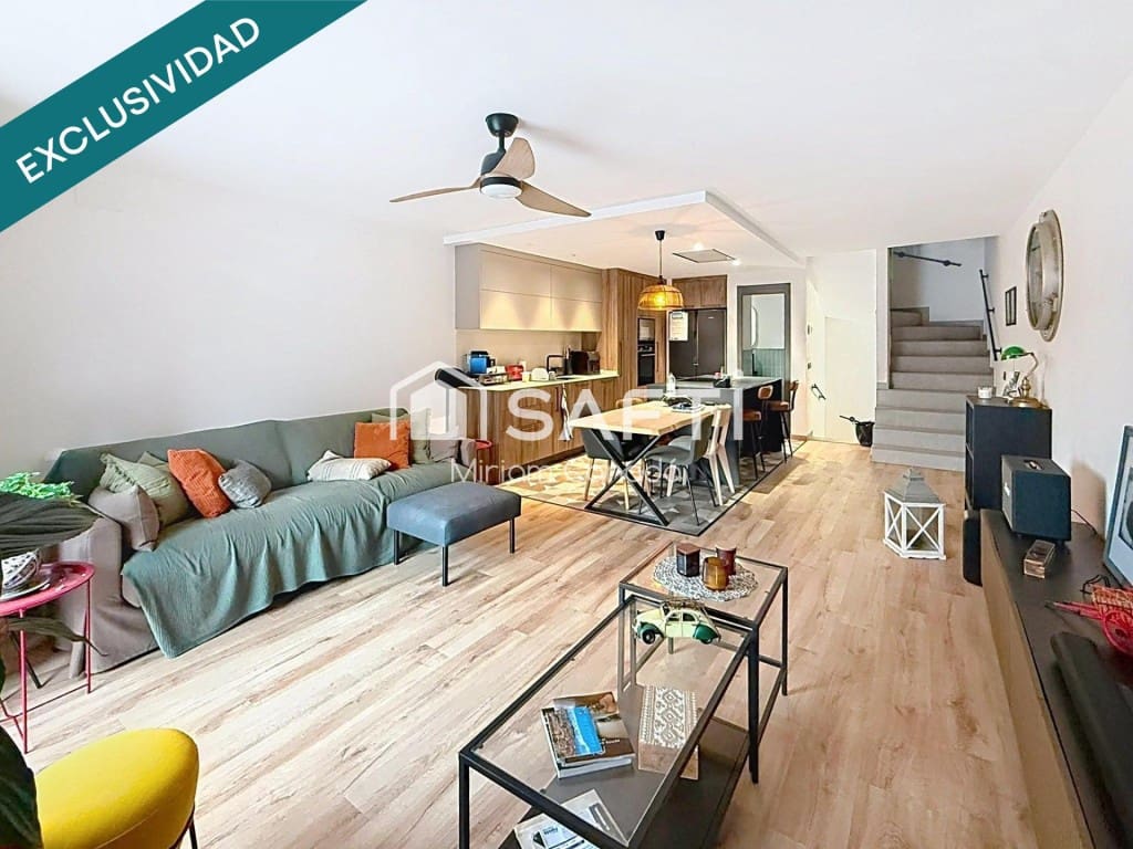 Chalet de 2 habitaciones en Canyelles en venta - 357.000 € (Ref: 10135942)